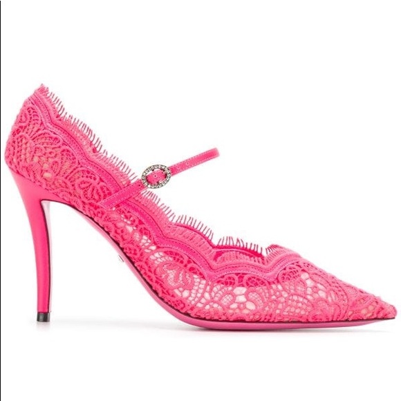Gucci Shoes - Gucci Virginia Lace Pumps